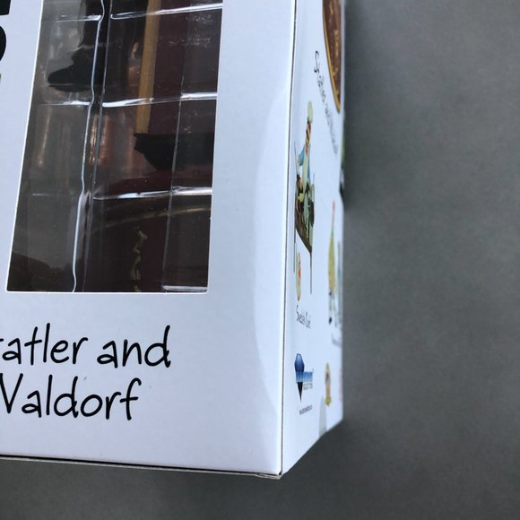 Muppets Best of Series 2: Statler & Waldorf Action Figure Two-Pack - Picture 4 of 10